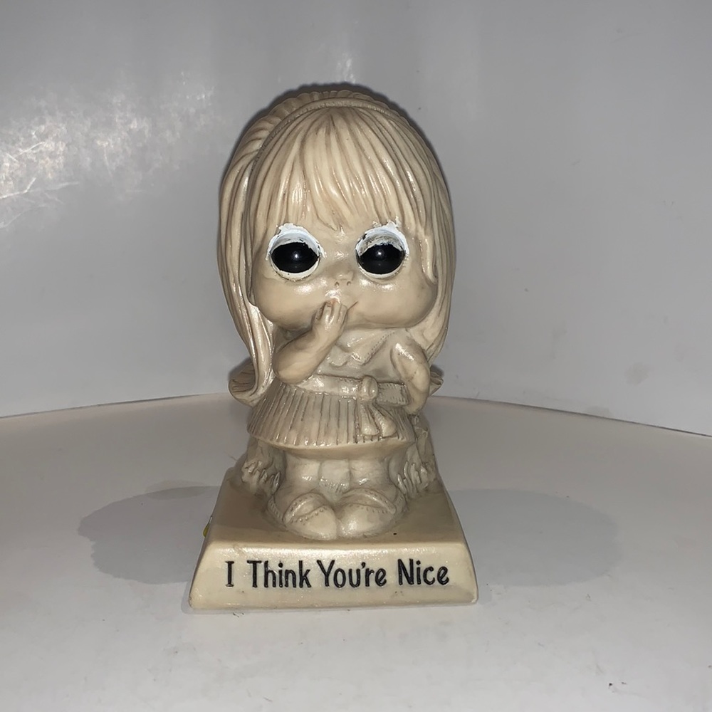 Vintage Russ Berrie & Wallace Berrie 1970 Statue